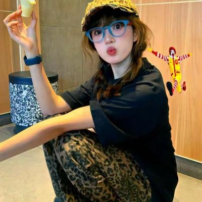 幕后的演员